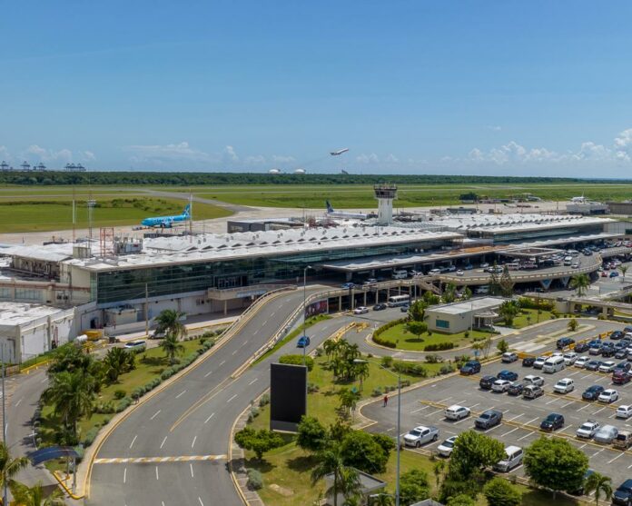 Aerodom recibe premio por buenas prácticas ambientales