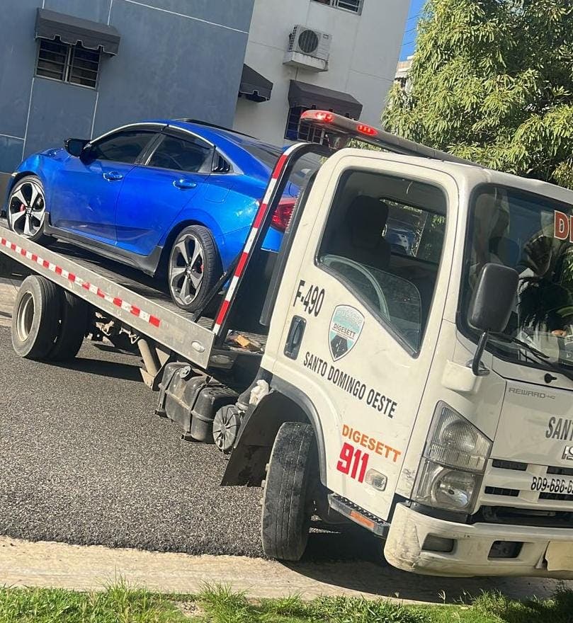 Digesett captura conductor que no cedio paso a la ambulancia