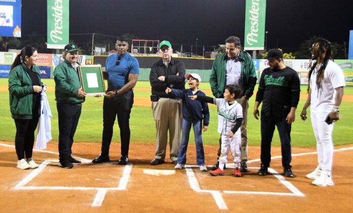 Estrellas dejan en terreno a Leones en el 9no episodio