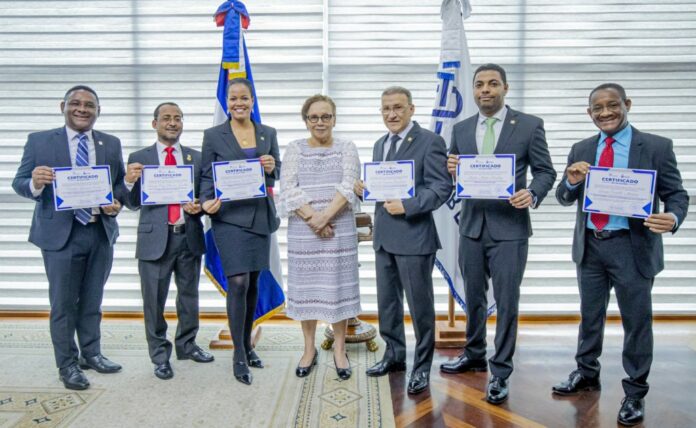 Miriam Germán juramenta nuevos miembros del Consejo Superior del Ministerio Público