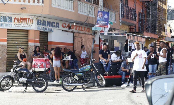 Pocas personas siguieron la rumba en el Día de Navidad
