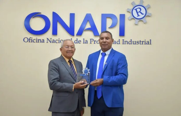 Revista inspirada para promover la cultura en RD