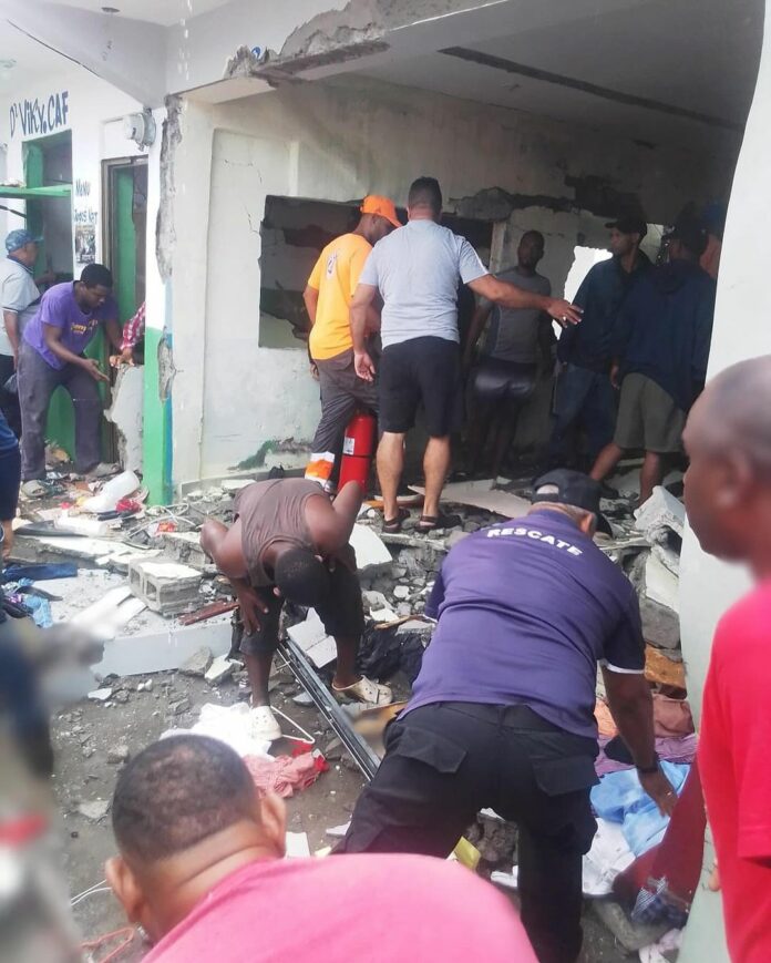 Suman seis los heridos por explosión de gas en establecimiento de Palenque