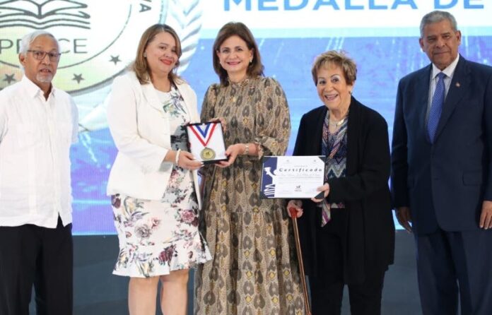 Trece centros ganan Premio a la Calidad Educativa 2023