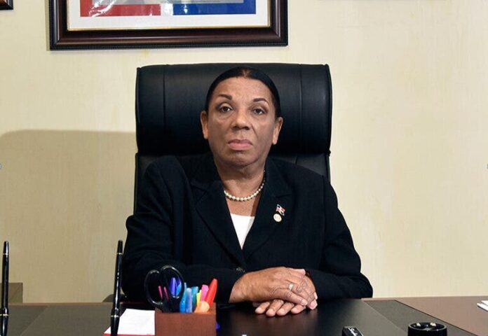 Una luchadora se gradúa con máximos honores a sus 78 años