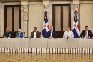 1704238273 767 Presidente Abinader promulga Decreto 1 24 que regula la publicidad oficial