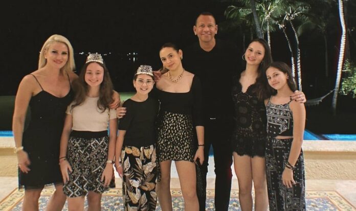 Alex Rodríguez: «Adoro a mi gente de República Dominicana»