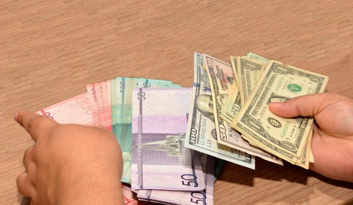 Dólar se sigue vendiendo a 58.63, según el Banco Central de RD