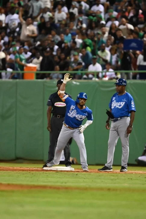 Gustavo-Nunez-1-485x728