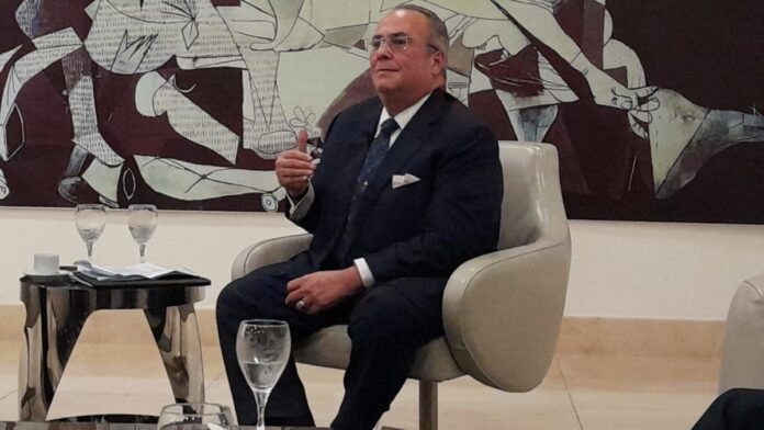 Charlie Mariotti dice «hay amenazas, censuras, llamadas y autocensura en medios comunicación»