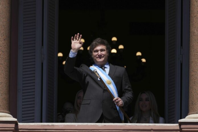 Javier Milei invita por carta al Papa Francisco a visitar Argentina