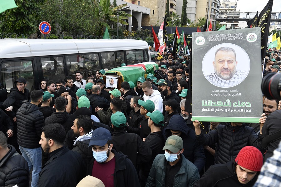 Funeral de un miembro de Hamás que murió en un ataque en Beirut contra el numero dos del grupo islamista, Saleh al-Arouri, el pasado 4 de enero