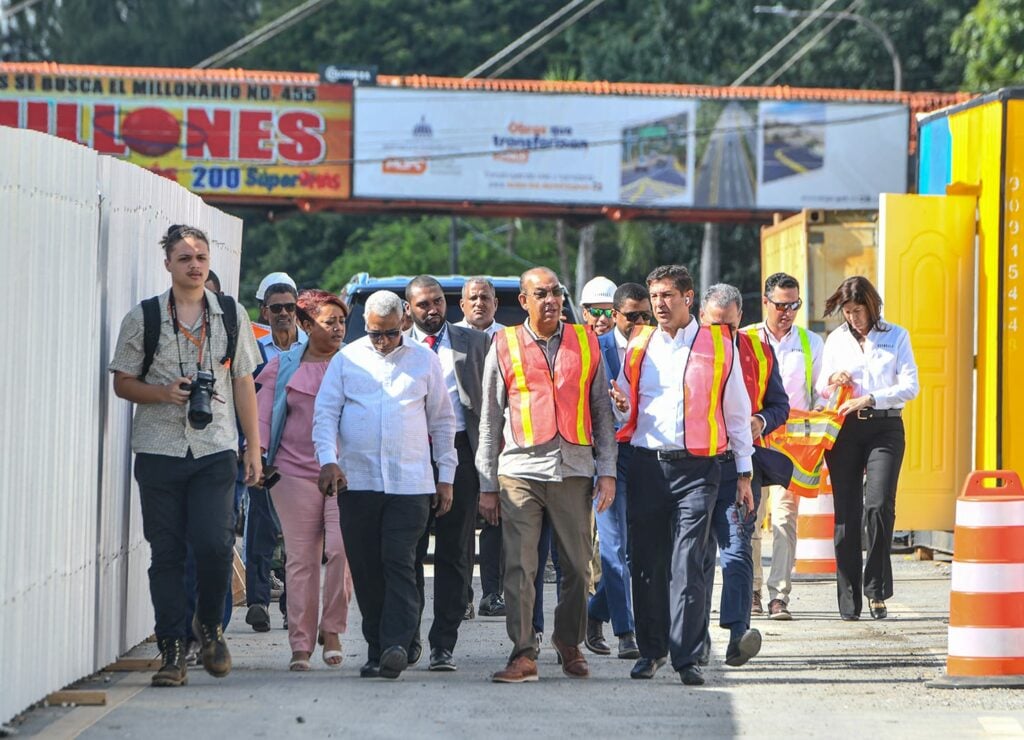 Obras Publicas detalla como van los trabajos en desnivel de