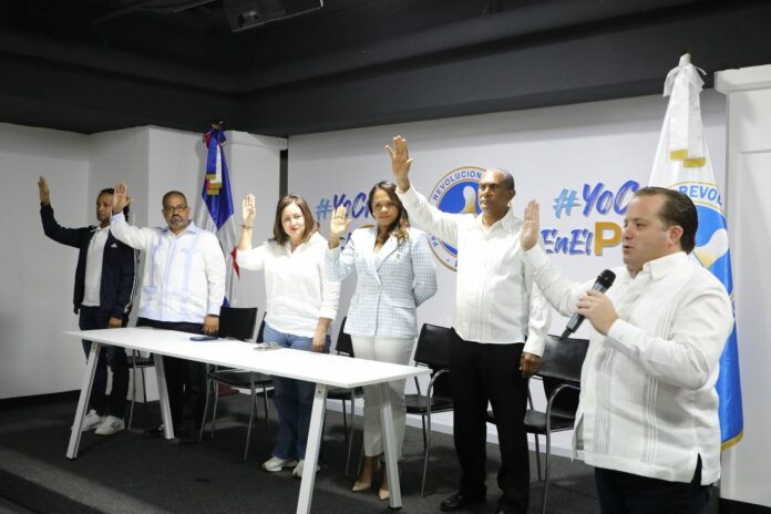 PRM juramenta a Ilana Neumann, exalcaldesa y diputada por el PRD en Sosúa