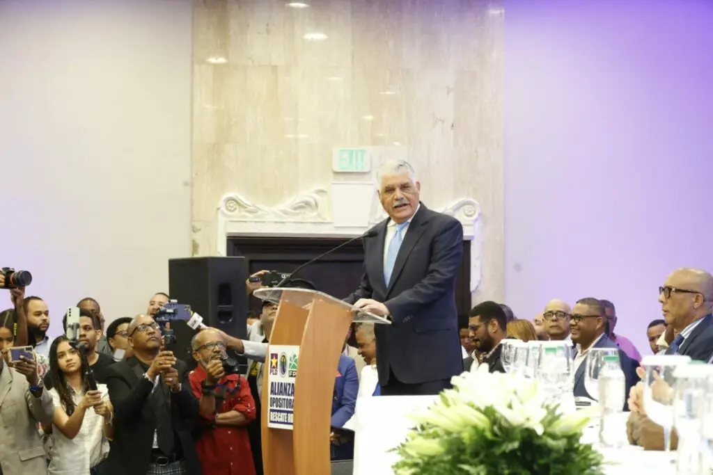 Senador Felix Bautista desmiente este en negociacion con el PRM