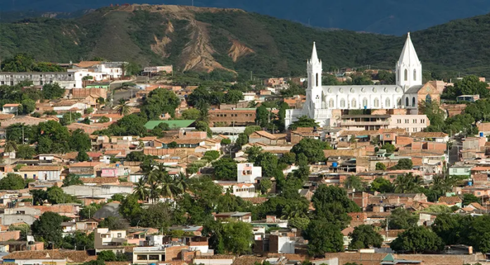 Temblor de magnitud 5.4 estremece el norte de Colombia