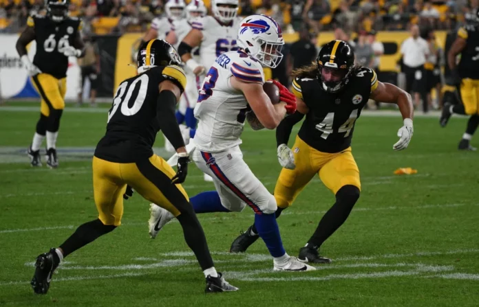 Tormenta de nieve obliga a los Steelers-Bills a jugar los playoffs al lunes