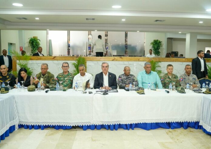 Presidente Abinader encabeza reunión de seguridad ciudadana
