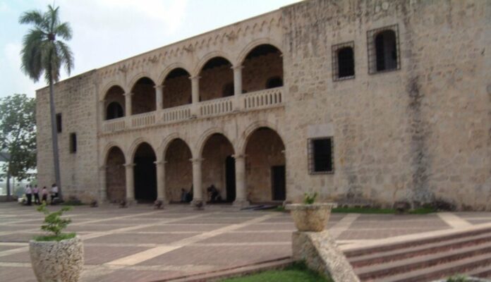 Alcázar de Colón: Única residencia de los sucesores de Cristóbal Colón