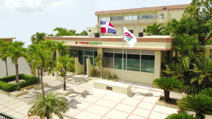 Abinader calificó como “hito histórico” servicio de los Comedores Económicos