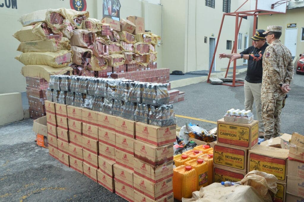 CESFronT entrega a CECCOM 1140880 unidades de cigarrillos que serian