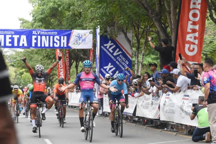 Gómez gana la segunda etapa de ciclismo