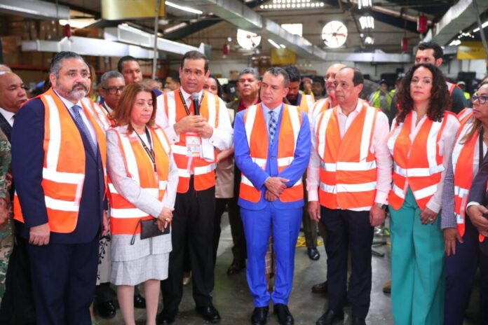JCE inicia elaboración de 16,851 kits electorales para elecciones municipales