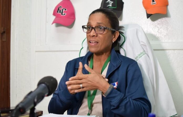 Miderec firma convenio con Amir Dominicana