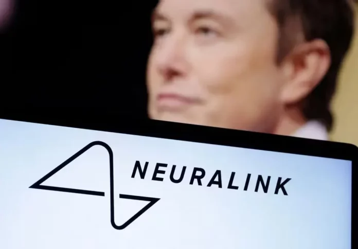 Musk dice primer paciente de Neuralink puede usar un ratón de ordenador mentalmente