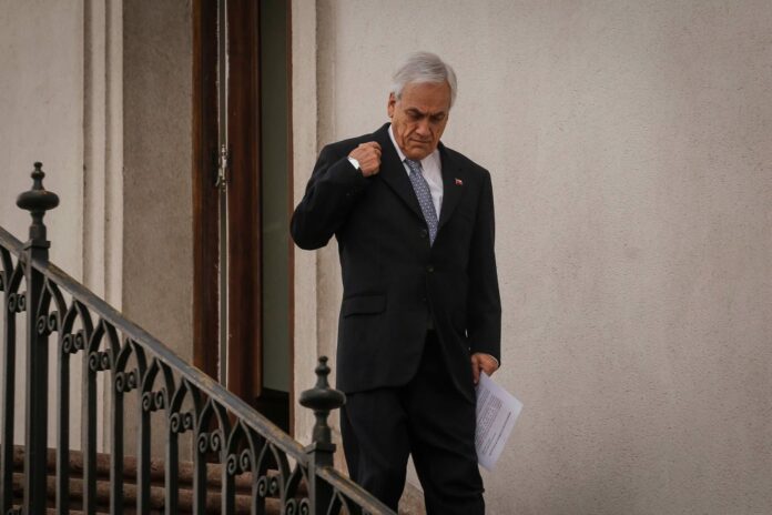 Restos mortales del expresidente Piñera llegan al antiguo Congreso para ser velados