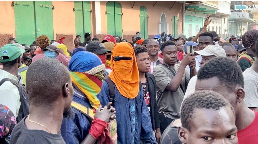 ¿Cual sera el futuro de Haiti La tension aumenta en