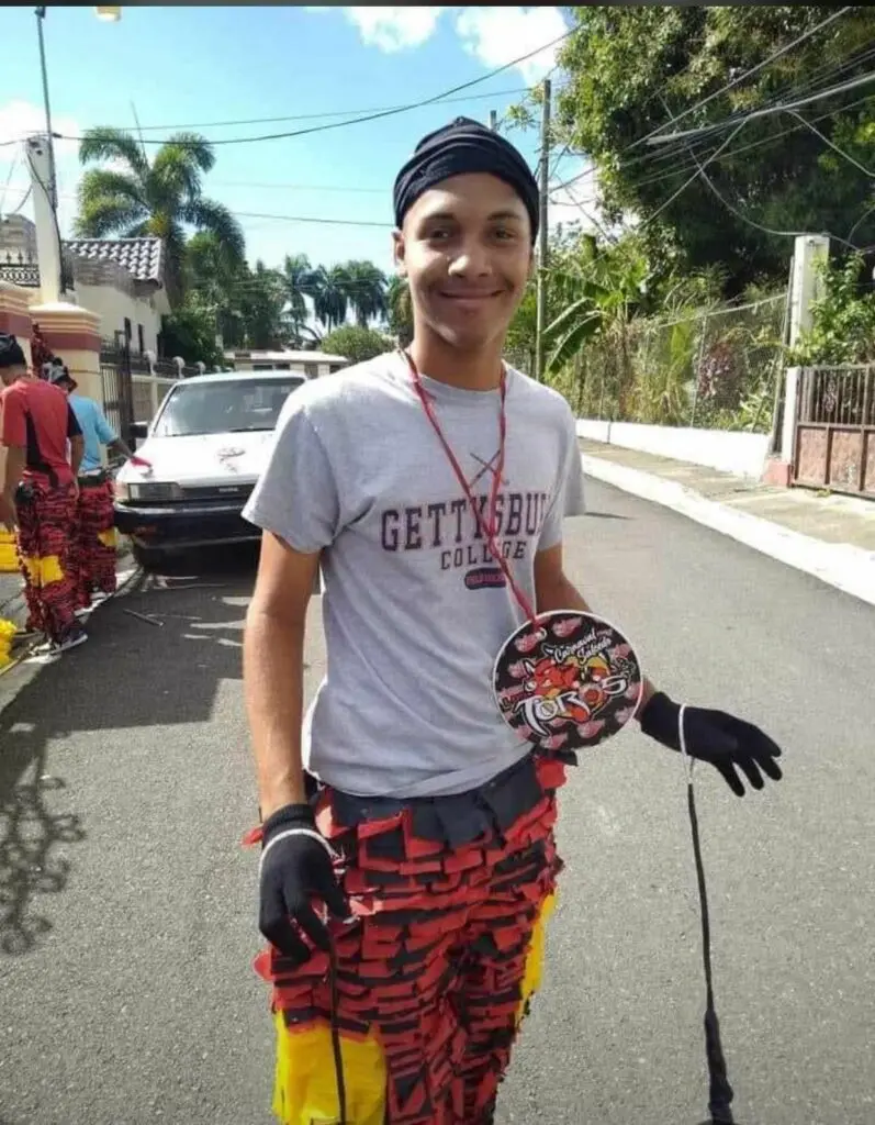 1711566190 445 Las victimas mortales del incendio en carnaval de Salcedo