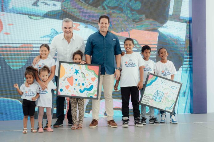 Abinader inaugura obras en Santiago