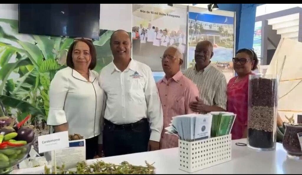 Agricultura invita a la familia a disfrutar y comprar en