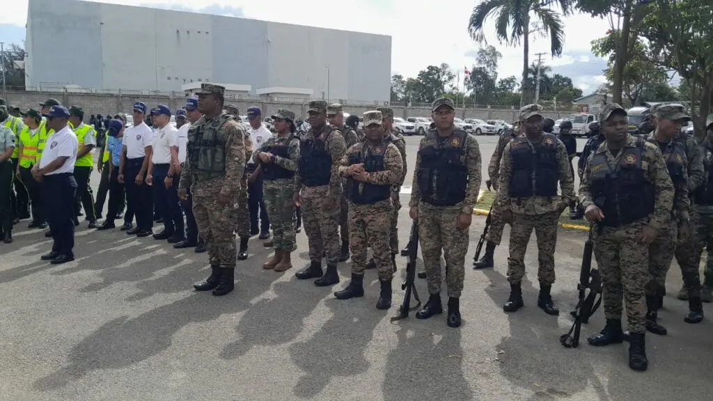 Lanzan operativo Semana Santa 2024 en Santiago con 3 mil