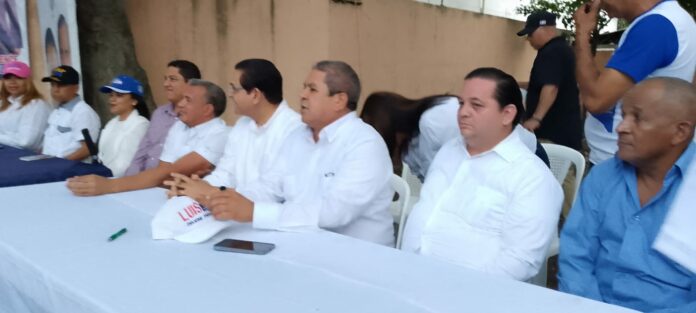 Realizan acto de apoyo a Daniel Rivera en Navarrete