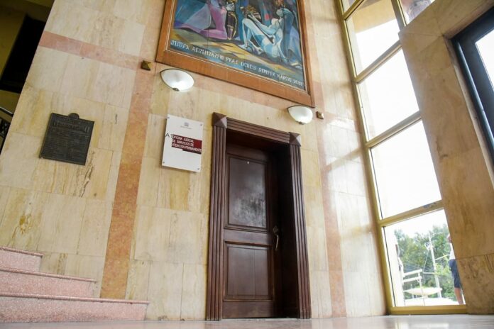 Arrestan y solicitan prisión preventiva contra hombres estafaron usurpando identidad de fiscal