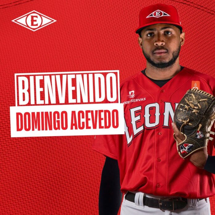 Escogido recibe a Domingo Acevedo en un intercambio con Estrellas