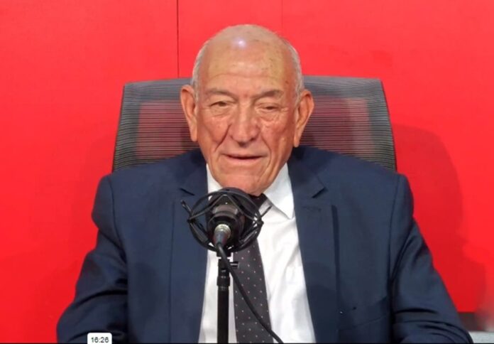 Exsenador habría cobrado $8.8 millones