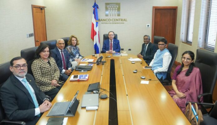 India presenta en RD sus sistemas de pagos