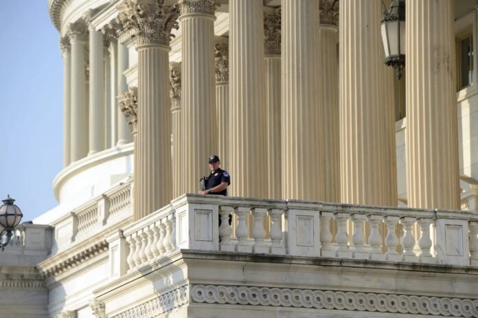 Policía del Capitolio de EEUU encuentra cocaína en sus oficinas