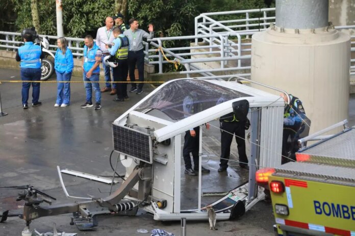 Al menos un muerto y 12 heridos por desplome de cabina del teleférico en Medellín, Colombia