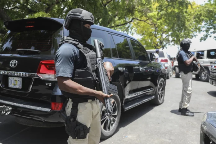 Destituyen al jefe de la policía de Haití tras críticas por no proteger a agentes de las pandillas