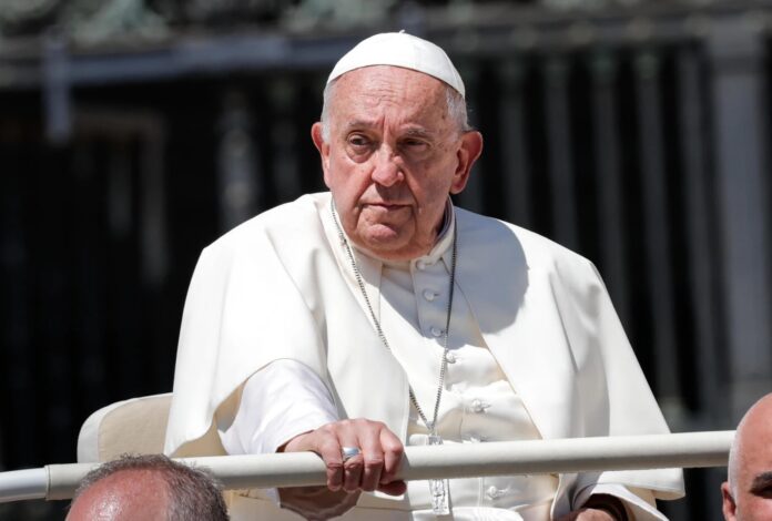 El papa lamenta que un bien común como el agua se use para la explotación o extorsión