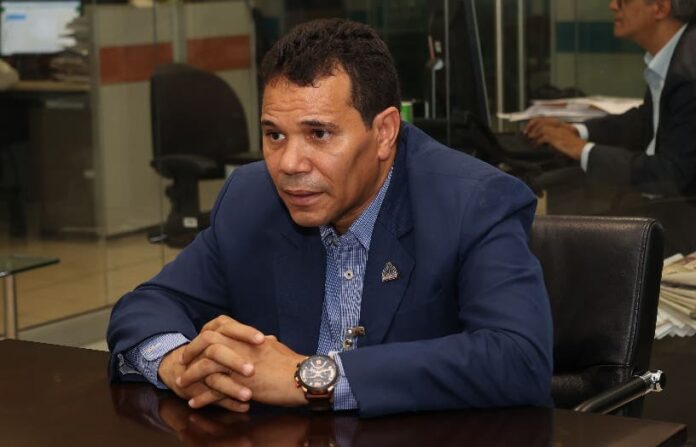 Garibaldy: “Aspiramos a que el himno se escuche”