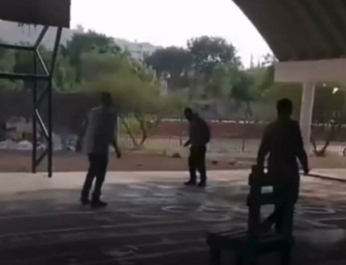 Hombres arrojan bomba molotov en casilla electoral en Querétaro, México
