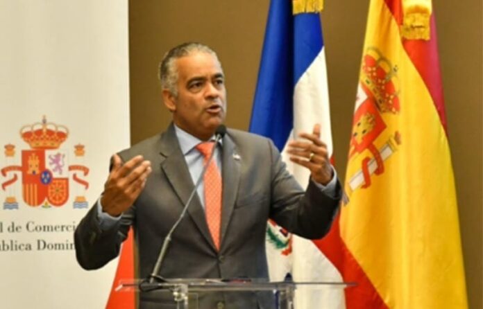 Ministro Santos: Turismo es una prioridad del gobierno