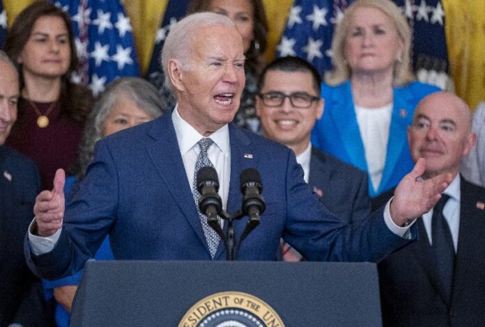 Plan Biden daría nacionalidad EU 500 mil ilegales