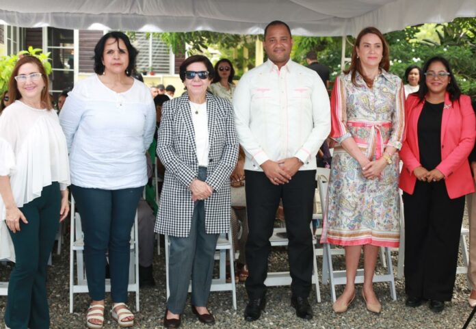Presentan en Salcedo el proyecto “Articulación para la dignidad y la libertad”