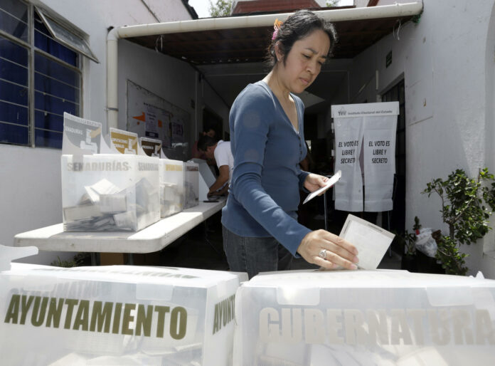 Votantes mexicanas orgullosas de elegir a primera presidenta